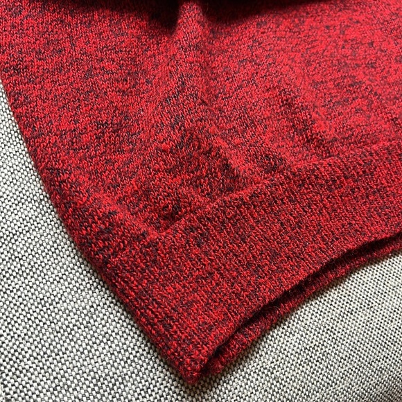 90s Vintage Grandpa Sweater with Black Collar Detailing - Picture 16 of 17